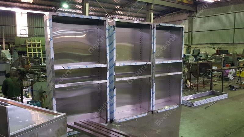 Gia công tủ dụng cụ phòng sạch theo yêu cầu tại Hà Nội