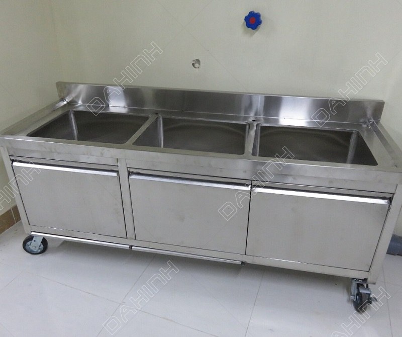 Gia công tủ hâm nóng đồ ăn theo yêu cầu cho bếp ăn công nghiệp