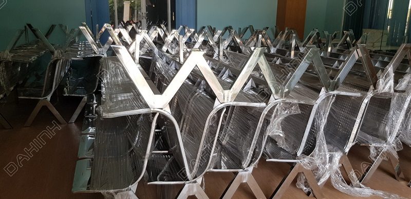 Gia công ghế inox phòng chờ theo yêu cầu, đảm bảo chất lượng cao