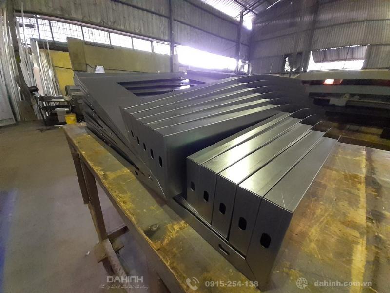 Gia công cắt laser chấn gấp CNC Thép Mạ Kẽm