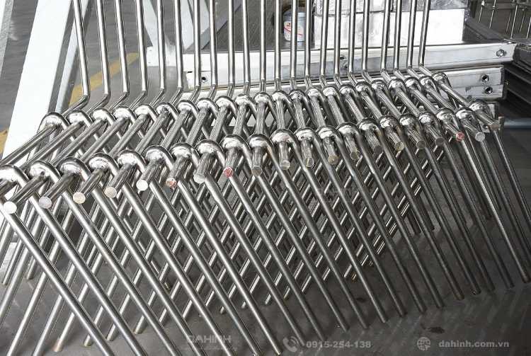 Gia công Ống Inox304 Đặc Phi 20 theo Yêu Cầu