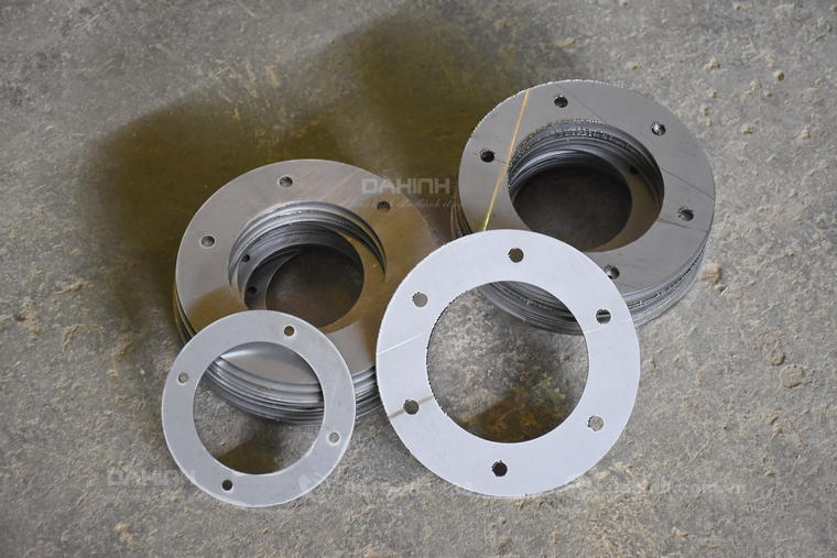 Mặt bích inox dày 2 ly