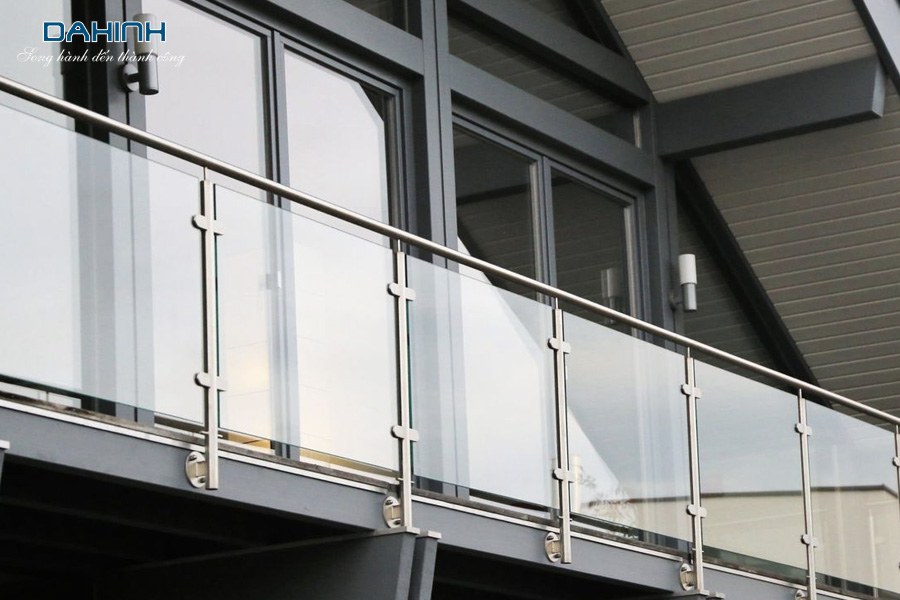 lan can inox đẹp lan can inox đẹp